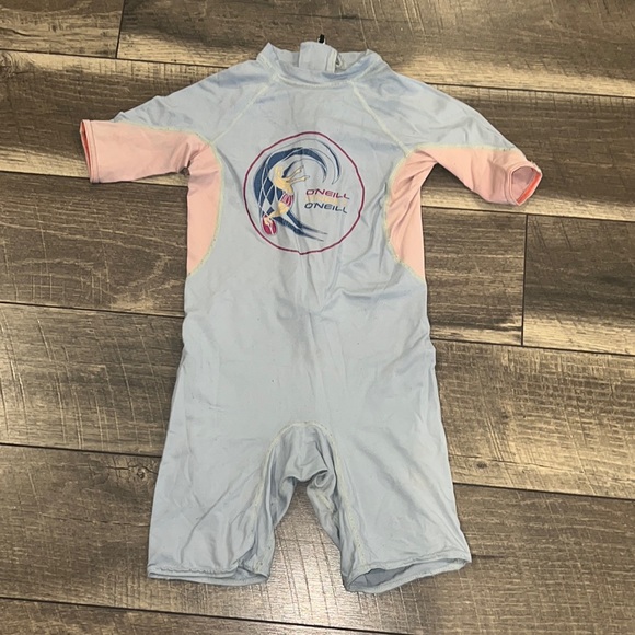 Authentic O’Neill little boys one piece lightweight rash guard swimsuit Sz 6 - Picture 1 of 6